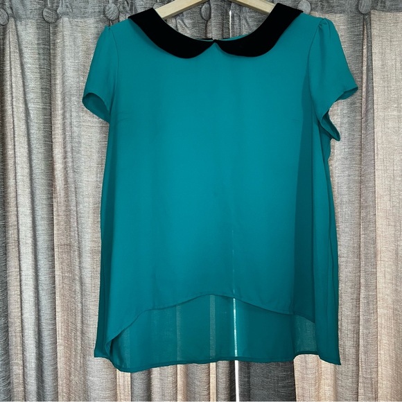 Teal Adora Short Sleeve Peter Pan Collar Blouse Size Medium - Picture 3 of 13